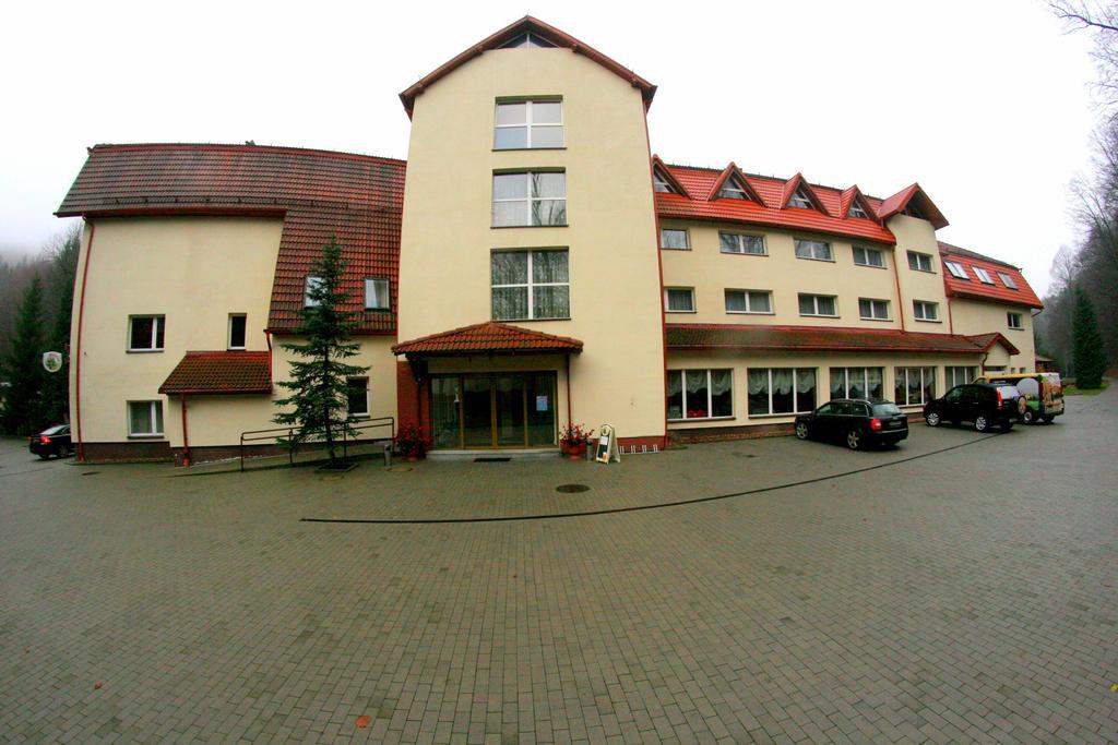 Hotel I Restauracja Złoty Las Buitenkant foto