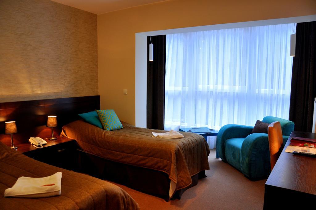 Hotel I Restauracja Złoty Las Kamer foto